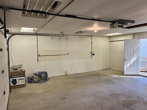50 Gascon Rd, Winnipeg, MB 