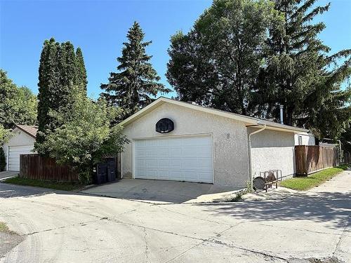50 Gascon Rd, Winnipeg, MB 