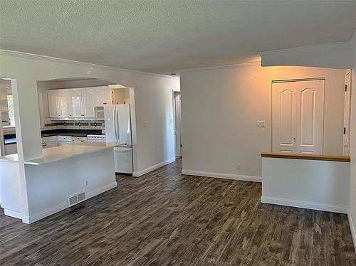 50 Gascon Rd, Winnipeg, MB 