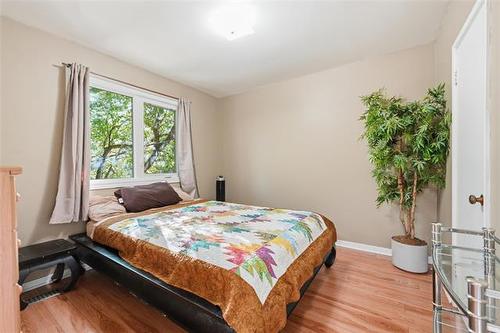 74 Biscayne Bay, Winnipeg, MB 