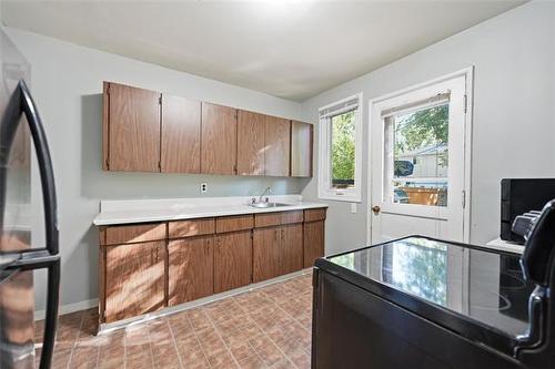 74 Biscayne Bay, Winnipeg, MB 