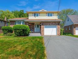 18 Flagstone Drive  Colby, NS B2V 1Z8