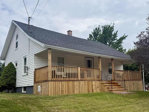 32 James Street  Truro, NS B2N 3A1