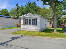 35 Glenda Crescent  Fairview, NS B3M 2X6