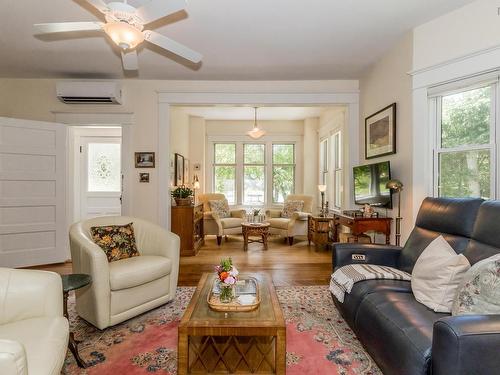 146 Main Street, Wolfville, NS 