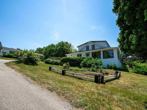 234 Highway 1, Smiths Cove, NS 