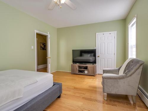 453 Pleasant Street, New Glasgow, NS - Indoor