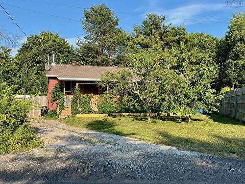 35 Colonial Crescent, New Minas, NS 