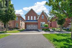 69 GILLETT DRIVE Ajax, ON L1Z 0E2