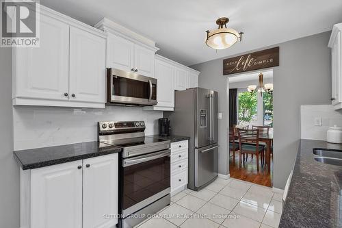 Kitchen - 1172 Chada Avenue, Mississauga, ON - Indoor Photo Showing Kitchen With Stainless Steel Kitchen With Double Sink