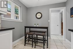 Eat In Kitchen - 
