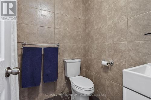 Main Bathroom - 1172 Chada Avenue, Mississauga, ON - Indoor Photo Showing Bathroom