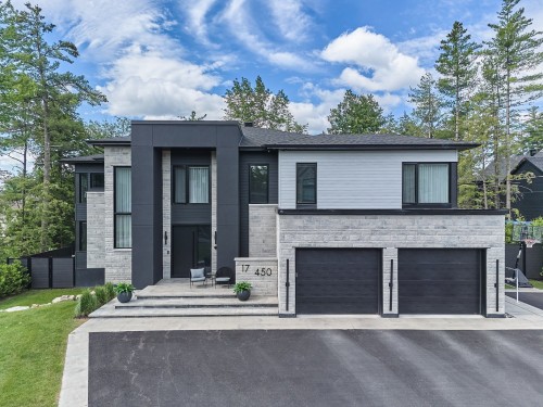 Façade - 17450 Rue Du Titane, Mirabel, QC - Outdoor With Facade