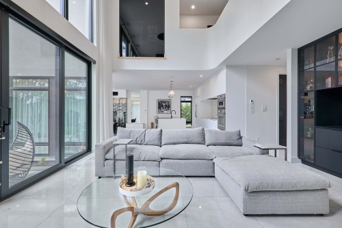 Salon - 17450 Rue Du Titane, Mirabel, QC - Indoor Photo Showing Living Room