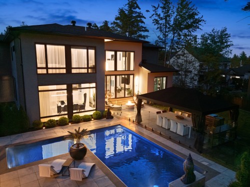 Face arrière - 17450 Rue Du Titane, Mirabel, QC - Outdoor With In Ground Pool