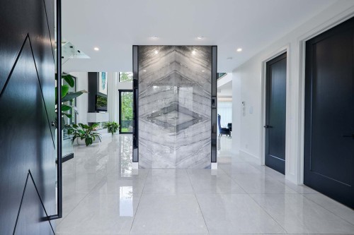 Hall d'entrée/Vestibule - 17450 Rue Du Titane, Mirabel, QC - Indoor Photo Showing Other Room