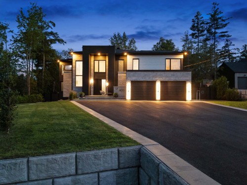 Façade - 17450 Rue Du Titane, Mirabel, QC - Outdoor With Facade