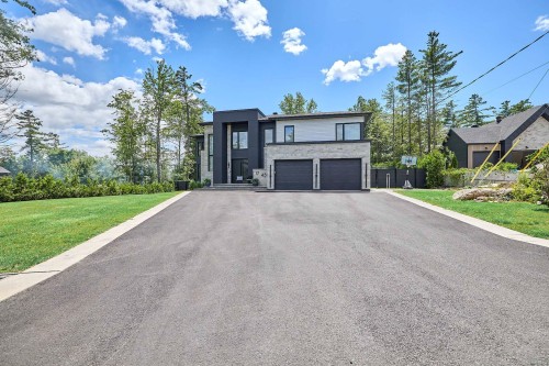 Façade - 17450 Rue Du Titane, Mirabel, QC - Outdoor With Facade