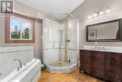 4-piece primary ensuite - 