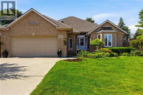 608 MC MASTER COURT  Sarnia, ON N7S 5X5