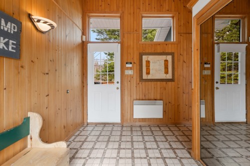 Mud Room - 4416 Ch. De La Promenade-Sarah, Sainte-Agathe-Des-Monts, QC 