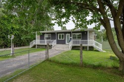 23 Rue Cloutier  Saint-Édouard, QC J0J 1Y0