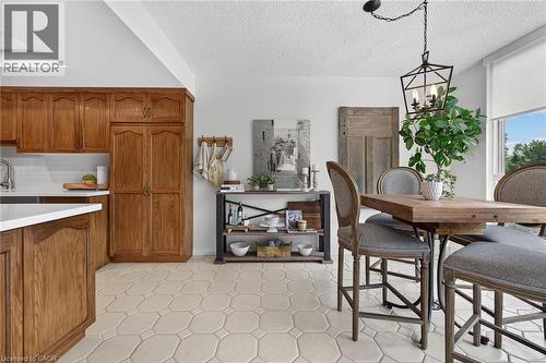Breakfast area facing Gardens - 1237 North Shore Boulevard Unit# 405, Burlington, ON - Indoor Photo Showing Other Room