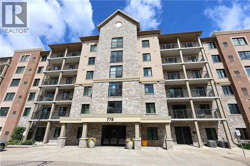 778 LAURELWOOD Drive Unit# 405  Waterloo, ON N2V 0A8