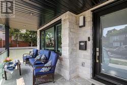 182 PARKVIEW HILL CRESCENT Toronto, ON M4B 1R8