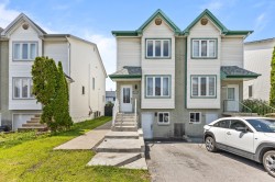 8444 Rue Bellecombe  Laval (Auteuil), QC H7H 2Z9