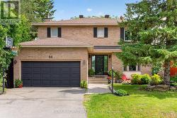 86 VANSTONE DRIVE  Ottawa, ON K2L 3T1