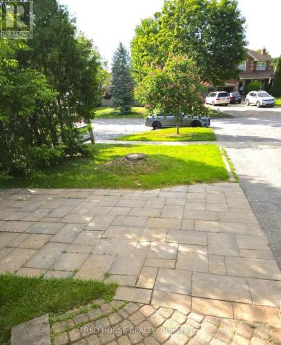 21B SOUTH BALSAM STREET , Uxbridge, Ontario L9P 1V2 3