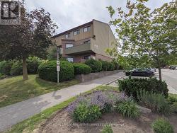 12 - 2035 SOUTH MILLWAY DRIVE  Mississauga, ON L5L 1R7