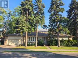 25 BURBANK DRIVE Toronto, ON M2K 1M7