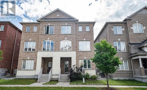 13 HIGHBURY COURT  Markham, ON L6B 1J7