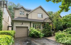 162 BRENTWOOD ROAD N  Toronto, ON M8X 2C9