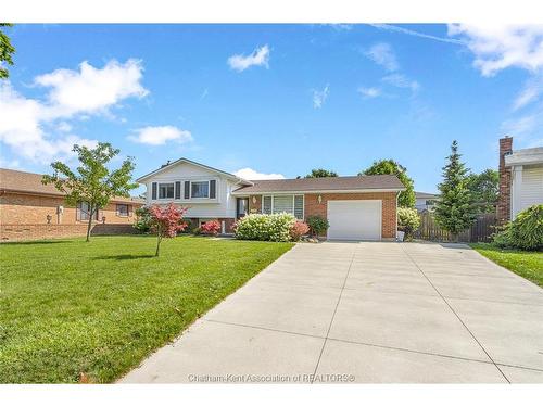 100 Argyle Crescent, Chatham, ON 