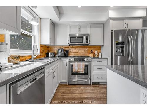 100 Argyle Crescent, Chatham, ON 