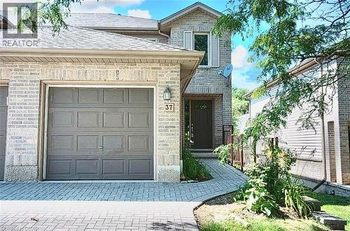 230 BLACKHORNE Drive Unit# 37  Kitchener, ON N2E 1Z4