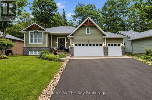 7 DOWNER CRESCENT  Wasaga Beach, ON L9Z 1C2