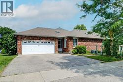 330 LAKE LOUISE Boulevard  Waterloo, ON N2V 2H4