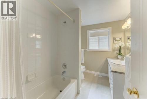 309 Pastern Trail, Waterloo, ON - Indoor Photo Showing Bathroom