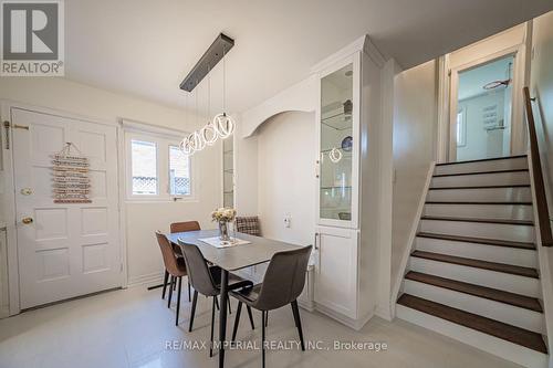 4 Quincy Crescent, Toronto, ON 
