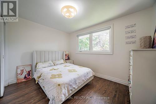 4 Quincy Crescent, Toronto, ON 