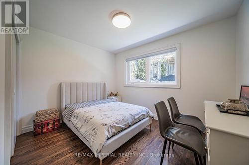 4 Quincy Crescent, Toronto, ON 