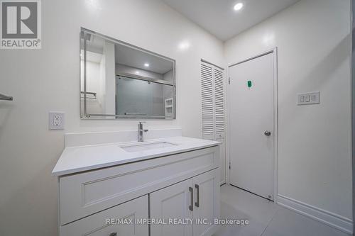 4 Quincy Crescent, Toronto, ON 