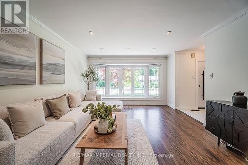 4 Quincy Crescent, Toronto, ON 