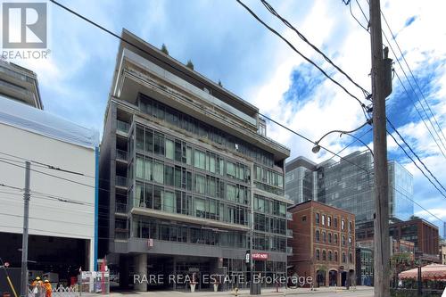 919 - 95 Bathurst Street, Toronto, ON - Outdoor