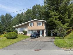 199 Bellevue ST Edmundston, NB E3V 2E4