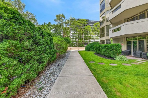 405-1237 North Shore Boulevard E, Burlington, ON - Outdoor With Balcony